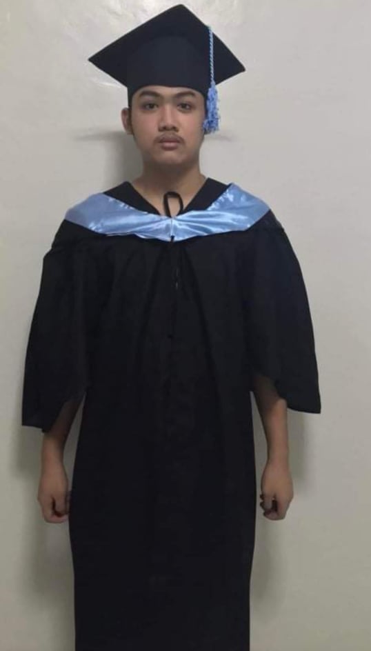 Toga: associate and bachelor degree